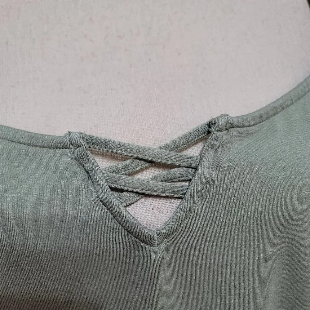 Torrid Super Soft V-Neck Lace-Up Ruffle Tank - Picture 3 of 6